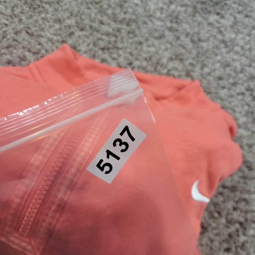 Nike Sportswear Sweatshirt Womens XL Coral Patterned 1/4 Zip Pullover Oversized - Picture 7 of 7